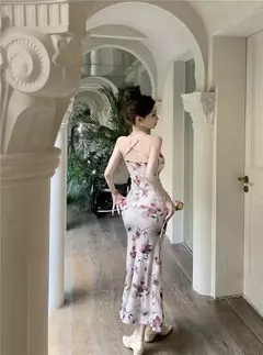 Vestido feminino justo de cauda de peixe, vestido elegante na moda, colarinho francês, leste europeu e sudeste asiático, atacado, 2024 na internet