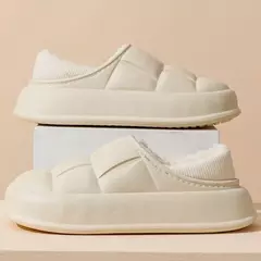 Chinelos de algodão impermeáveis para casais, sapatos de confinamento de pelúcia interior, bolsas femininas e chinelos domésticos, outono e inverno - comprar online
