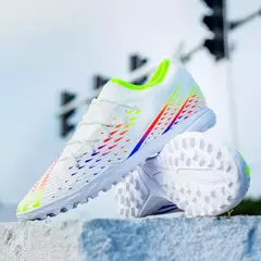 Sapatos de futebol antiderrapante ultraleves para homens, tênis de futebol, chaveiros, alta qualidade, TF, FG, relvado, treinamento na internet
