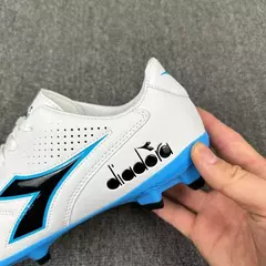Sapatos de futebol profissional FG Long Nail Low Top, tênis antiderrapante para homens, resistente ao desgaste, relva artificial, frisbee - loja online