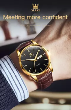 Imagem do Olevs relógios de quartzo dos homens marca luxo casual moda relógio masculino para presentes couro respirável à prova dwaterproof água relógio de pulso luminoso