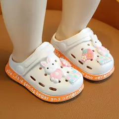 Imagem do Verão dos desenhos animados coelho urso respirável crianças indoor tamancos sapatos com buracos antiderrapantes unisex chinelos de sola macia crianças sandálias