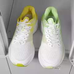 Imagem do Tênis de corrida leve para homens e mulheres, tênis durável, amortecedor, sapatos casuais de caminhada, alta qualidade, novo, mais vendido