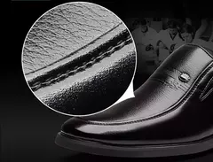 Sapatos formais de couro masculino, mocassins de vestido, sapatos de deslizamento respiráveis, sapatos pretos para dirigir, marca de luxo, tamanho grande 38-44, 2023 - comprar online