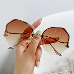 Luxo redondo gradiente óculos de sol para mulheres, óculos de metal curvo templos, óculos sem aro, oceano moda feminina, UV400, 2023 - Wolf Magazine
