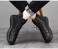 Botas de tornozelo preto homens couro pu sapatos casuais para homens outono conforto plataforma botas de pele inverno botas de trabajo hombre - comprar online
