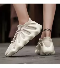 Sapato de meias respiráveis de sola grossa masculino, tênis de corte baixo, calçados esportivos casuais masculinos, corrida ao ar livre, moda casal, antiderrapante, novo - Wolf Magazine