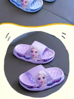 Disney-chinelos infantis de princesa Elsa congelados, sola macia antiderrapante, sandálias de banho internas, desenhos animados bonitos, verão - Wolf Magazine
