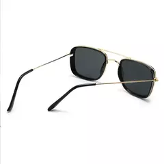 Óculos de sol quadrados pequenos do quadro do metal, proteção UV, vidros retro, forma européia e americana, versão coreana - loja online