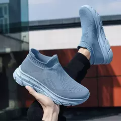 Tênis de corrida respirável masculino e feminino, calçados esportivos leves, tênis slip-on, meias da moda, tamanho grande 46, venda quente - Wolf Magazine
