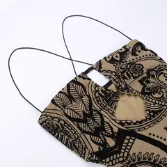 Elegante vestido curto feminino, flor flocada, design oco, vestidos halter, Europa e Estados Unidos, temperamento de vento, novo, 2024 - Wolf Magazine