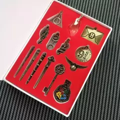 Harry Potter Time Turner Ampulheta Emblema De Metal, Conjuntos De Anéis De Broche, Varinha Mágica De Quadribol, Chaveiro De Pedra Mágica, Colar Caixa De Presente - loja online