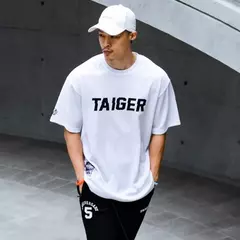 Camiseta solta de fitness masculina, corrida, extragrande, academia, musculação, malha casual, manga curta, esportes de rua, novo, verão na internet