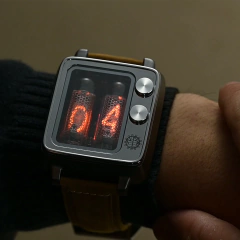 NOVO NEONWORKS BACKTOFUTURE 2 relógio digital Nixie Tube: vidro safira, luz de fundo de 9 cores, carregamento sem fio USB-C - loja online