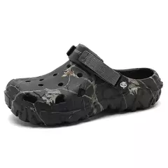 Sandálias planas para homens, chinelos masculinos de jardim, sandálias plataforma, tênis masculinos, chinelos ao ar livre, tamancos domésticos, sapatos de verão, 2024