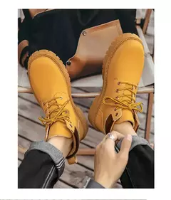 Bota de camurça vintage masculina, botas de combate com renda, sapatos de lazer quentes ao ar livre, moda outono e inverno - comprar online