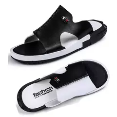 Chinelos de couro antiderrapante masculino, sapato de praia resistente ao desgaste, chinelos casuais, sandálias de verão, novo na internet