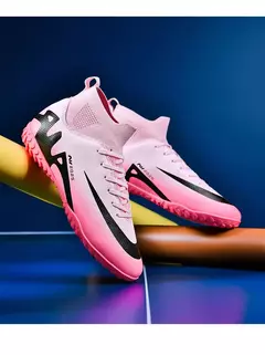 Imagem do Botas de campo de futebol profissional para homens, grampos antiderrapantes, sapatos de treinamento de grama interna para crianças, sociedade original