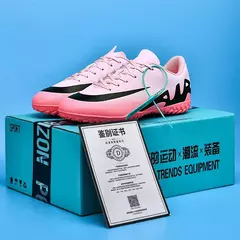 Sapatos de futebol ultraleves longos dos homens, grampos respiráveis, botas de futebol indoor, tênis de treinamento, venda quente, novo, transporte da gota