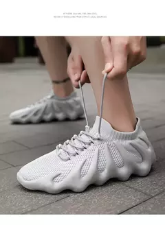 Sapato de meias respiráveis de sola grossa masculino, tênis de corte baixo, calçados esportivos casuais masculinos, corrida ao ar livre, moda casal, antiderrapante, novo