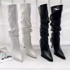 Botas femininas plissadas pontiagudas de cano alto, botas de salto fino na moda, botas longas abaixo do joelho, outono, 2024