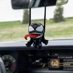 Anime figura decoração do carro disney veneno q versão pingente desktop coleção boneca móvel brinquedos das crianças presente de natal - comprar online