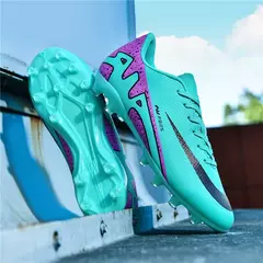 Sapatos de futebol ultraleves longos dos homens, grampos respiráveis, botas de futebol indoor, tênis de treinamento, venda quente, novo, transporte da gota