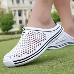 Sandálias antiderrapantes confortáveis para homens, chinelos de verão, mulas clássicas, escorregadores de praia, ao ar livre, moda, novas na internet