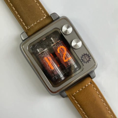 NOVO NEONWORKS BACKTOFUTURE 2 relógio digital Nixie Tube: vidro safira, luz de fundo de 9 cores, carregamento sem fio USB-C - comprar online