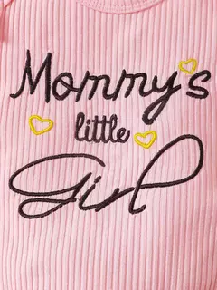 Macacão bonito em torno do pescoço das meninas do bebê, Slogan Bordado, Coração Imprimir Shorts, Headband, Casual, Primavera, Outono, 2Pcs Set - loja online