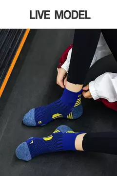 Imagem do Meia de corrida de maratona profissional para homens e mulheres, meias engrossadas, amortecido, tubo curto, corte baixo, esportes, fitness, 2023