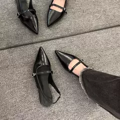 Mocassins femininos de veludo de luxo, mocassins de dedo apontado, sapatilhas pretas, novo design, moda primavera, 2022 na internet