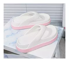 Outlandish-eva flip flops para mulheres, solas grossas super macias, sapatos ao ar livre, antiderrapante, de alta qualidade, design moderno, para o verão na internet