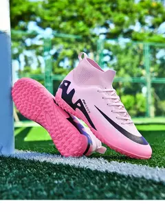 Imagem do Botas de campo de futebol profissional para homens, grampos antiderrapantes, sapatos de treinamento de grama interna para crianças, sociedade original