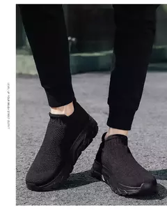 Imagem do Tênis de corrida respirável masculino e feminino, calçados esportivos leves, tênis slip-on, meias da moda, tamanho grande 46, venda quente