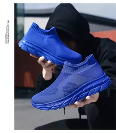 Tênis de corrida respirável masculino e feminino, calçados esportivos leves, tênis slip-on, meias da moda, tamanho grande 46, venda quente