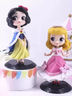 Imagem do Disney q posket princesa branca de neve aurora bonito figura de ação ornamento modelo brinquedos acessórios crianças charme presentes aniversário
