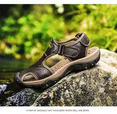 Imagem do Sapatos de couro genuíno masculino, sandálias macias, chinelos confortáveis, modelos, sandálias, originais