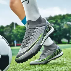 Imagem do Sapatos de futebol masculino de sola FG, sapatos de gramado ao ar livre, grampos longos especiais, botas esportivas de equipe superior alta, resistência ao desgaste, tamanho 36-45