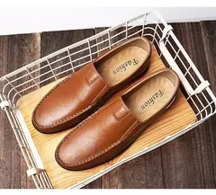 Couro de vaca natural masculino mocassins de couro genuíno italiano, sapatos de vestido masculino, calçado formal, casual, marca, venda na internet