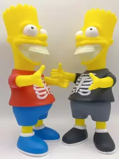 Simpson Os Simpsons e os enfeites de mesa Ashen Halloween estão na moda, brincando com estatuetas de luz noturna e modelos de bonecas
