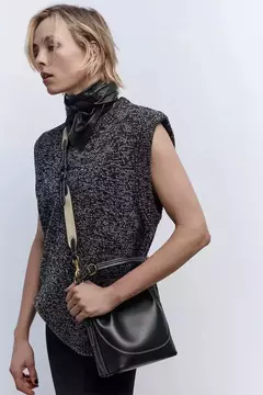 ZA Bolsa de Boca Plissada Marrom para Mulheres, Bolsa de Balde de Transporte, Al - Wolf Magazine