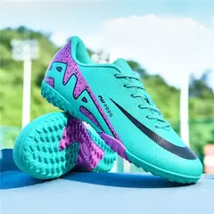 Sapatos de futebol ultraleves longos dos homens, grampos respiráveis, botas de futebol indoor, tênis de treinamento, venda quente, novo, transporte da gota - Wolf Magazine