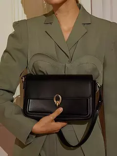 Bolsa axilas retrô para mulheres, bolsa de ombro crossbody, nicho de textura high-end, nova, 2024 - Wolf Magazine
