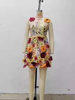 Imagem do 2024 novas roupas femininas europeu americano cross-border amazon estação independente bordado flor envoltório vestido sexy