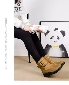 Botas de neve impermeáveis antiderrapantes para mulheres, sapatos de plataforma, tornozelo quente, sapatos acolchoados de algodão, inverno - Wolf Magazine