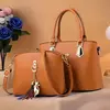 Sacola de couro macio para mulheres, bolsa de ombro sacolas de sela, grande capacidade, bolsa de designer, marca de luxo, nova, 2024