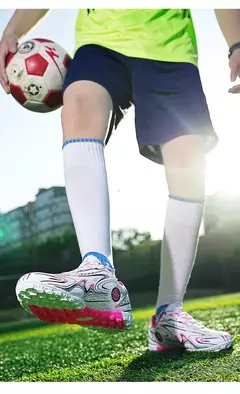 Sapatos de futebol respiráveis dos homens botas de futebol de pico longo das mulheres das crianças jovens esportes bola sapatos competição calçado de treinamento - comprar online