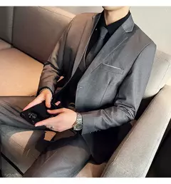 Terno de casamento casual de negócios masculino, conjunto de 3 peças, colete e calças masculinas bonitas de banquete, alta qualidade, nova moda, R$ 2020