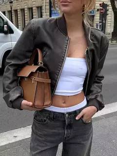 Jaqueta de couro PU feminina, casaco PU, mangas compridas, jaqueta solta, couro gradiente, gola redonda, zíper, locomotiva, curta, lavada na internet